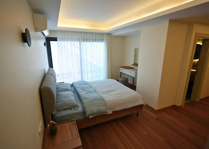 Mona Ovacik Luxury Чешме