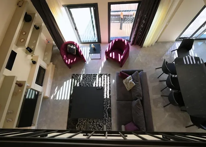 Mona Ovacik Luxury Чешме